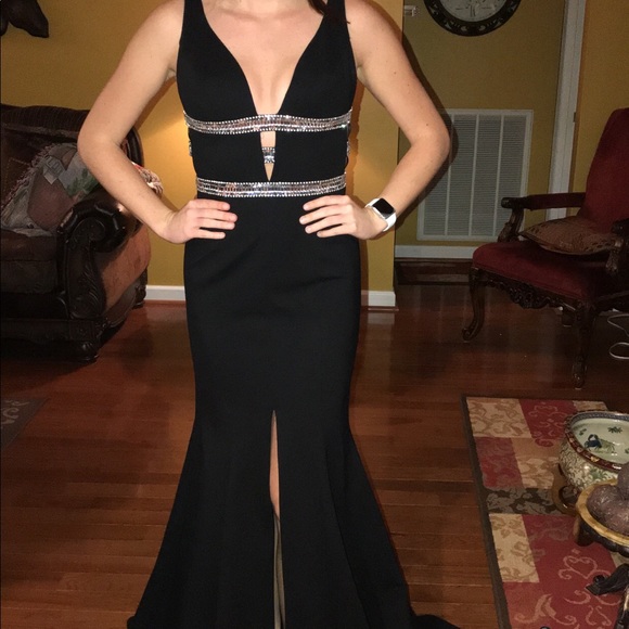 Sherri Hill prom dress - Picture 5 of 5